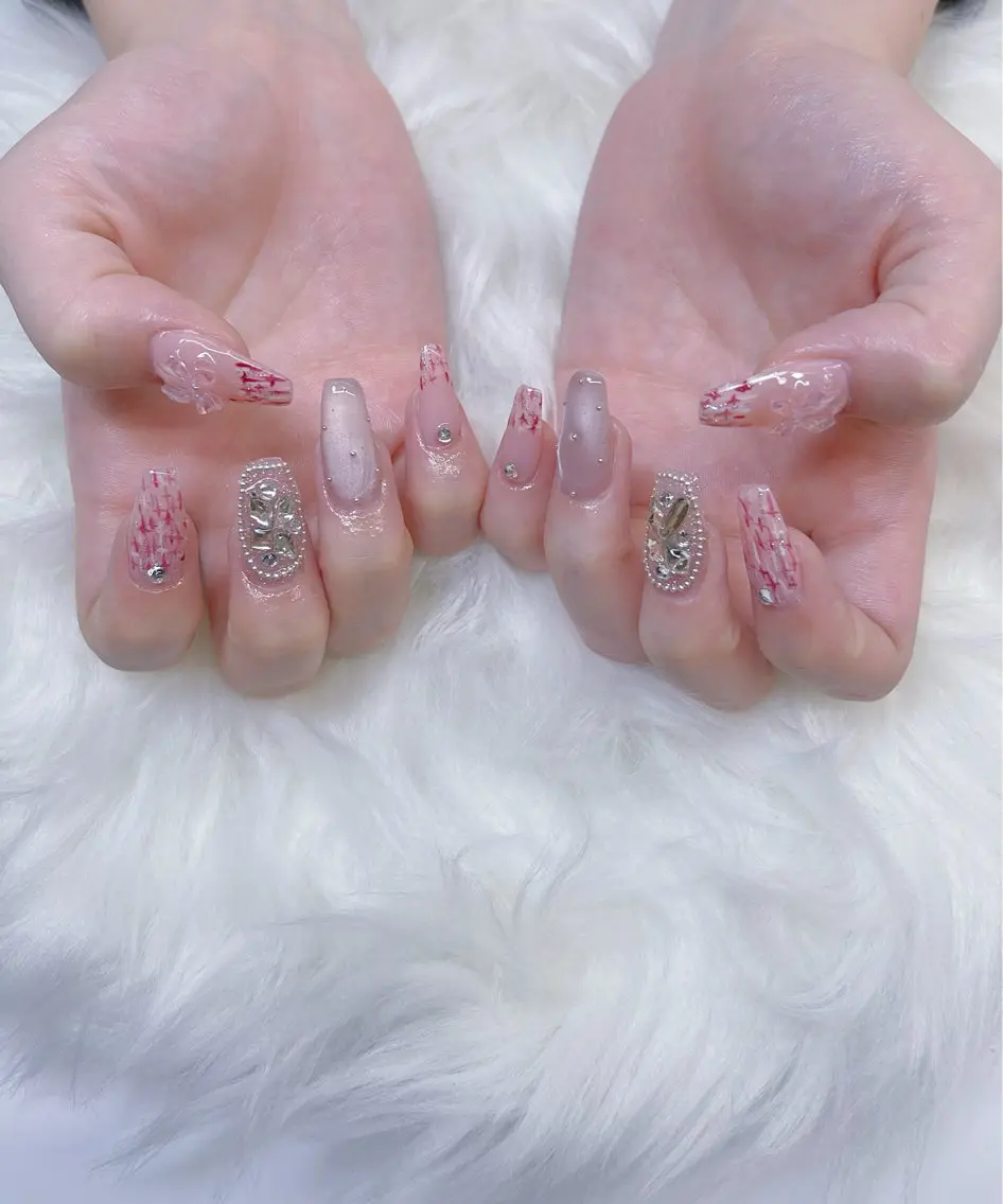 ネイル LuCie Nailのネイルデザイン