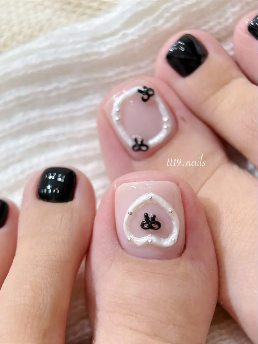 ネイル AURA NAIL 🌟鶴見店のネイルデザイン