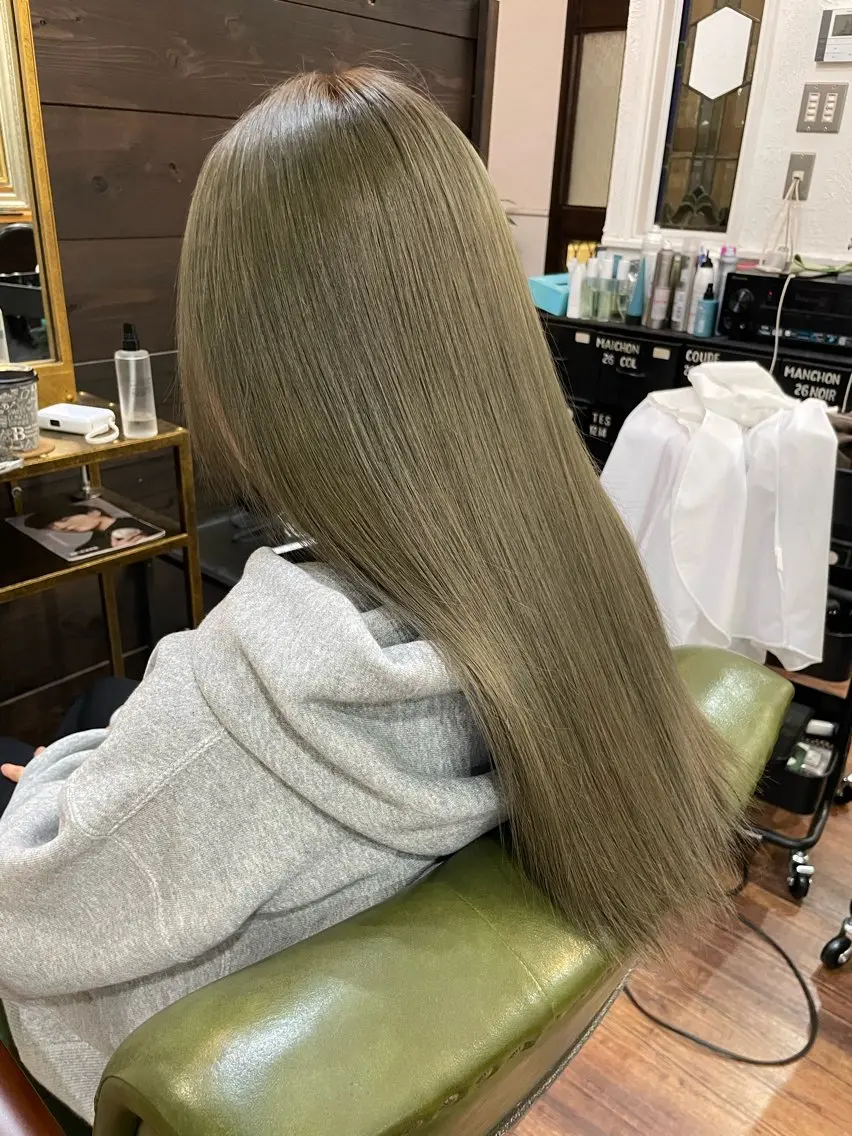 ロング ヘアカラー 下林 雅明のヘアスタイル