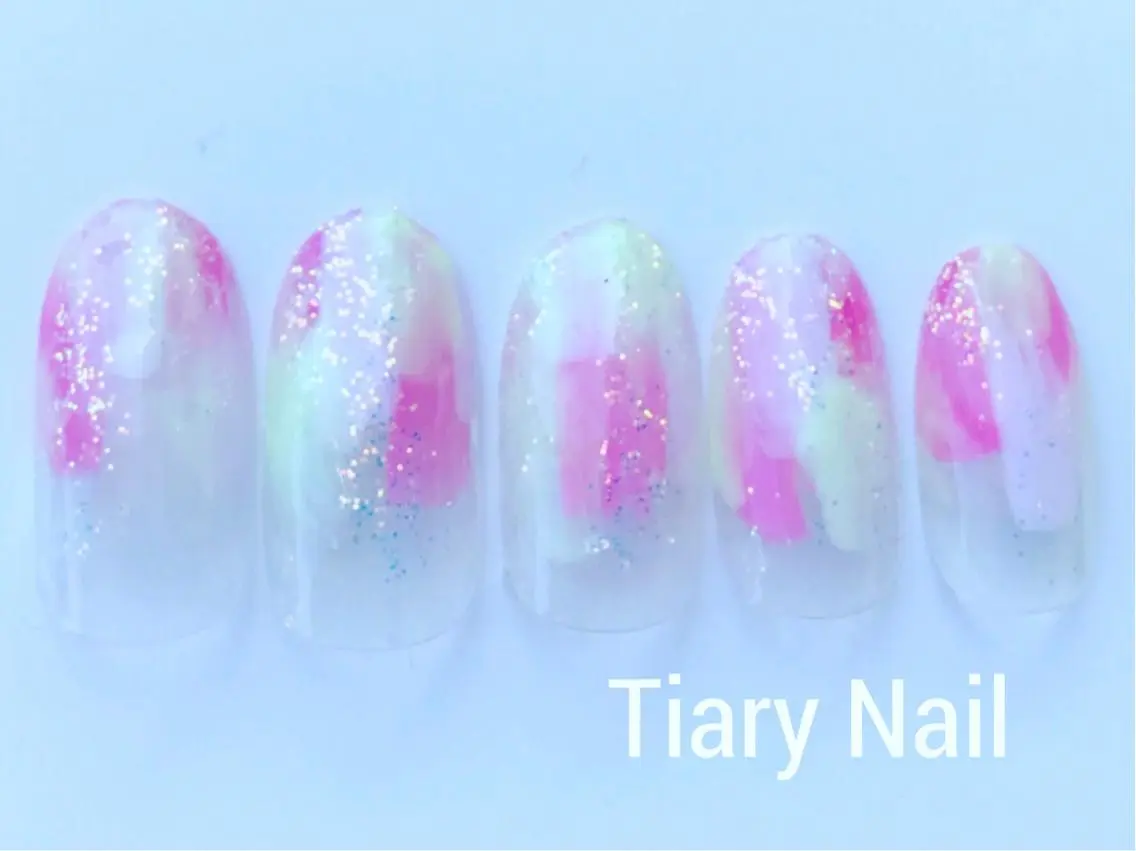 ネイル 💗🪽Tiary Nail🪽💗のネイルデザイン