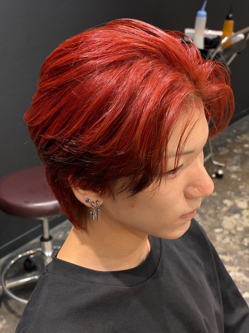 カラー メンズ センターパート メンズウルフカット デザインカラー ウルフカット カット ヘアカラー 💈メンズ職人 ルキト💈のヘアスタイル