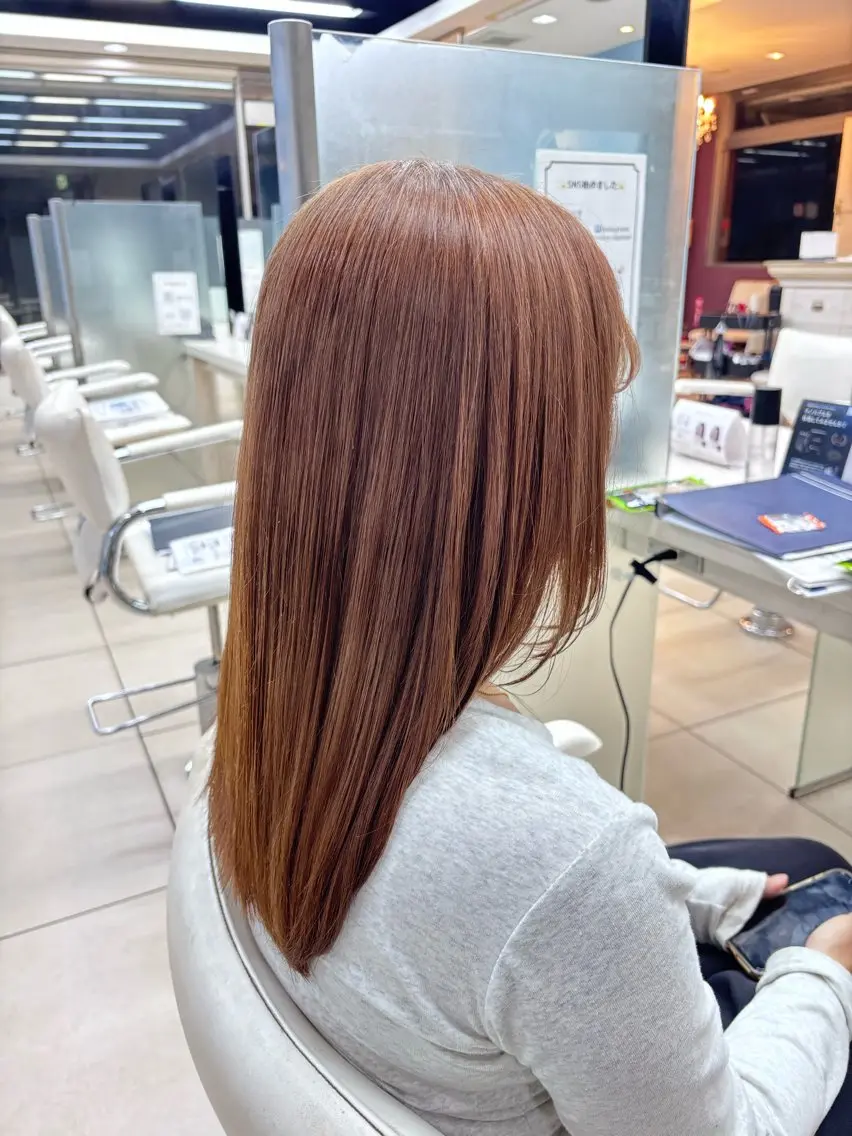 ミディアム カラー 🫧ダメージレス🫧 カラー&縮毛矯正のヘアスタイル
