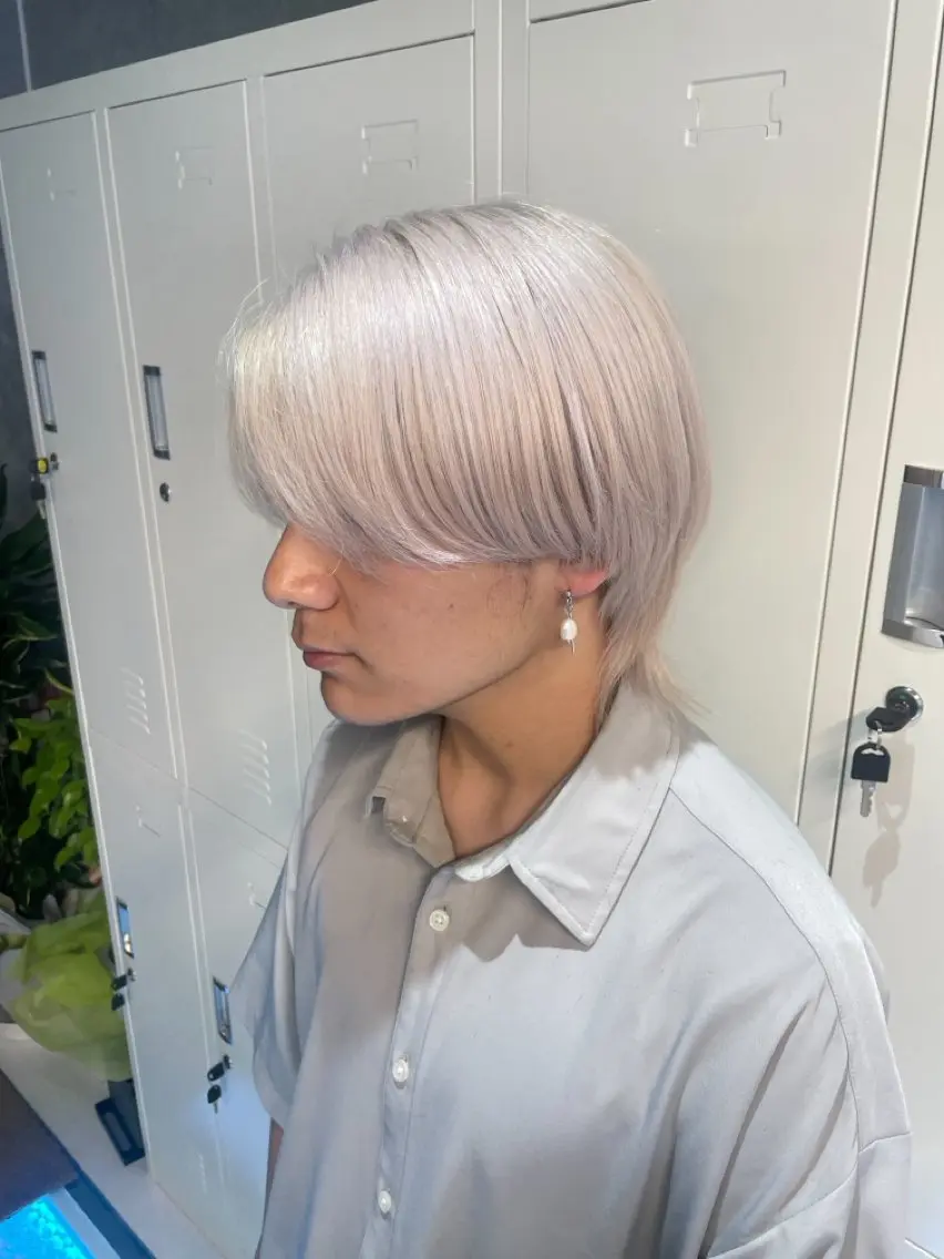 カラー メンズ ハイトーンカラー りゅうたのヘアスタイル
