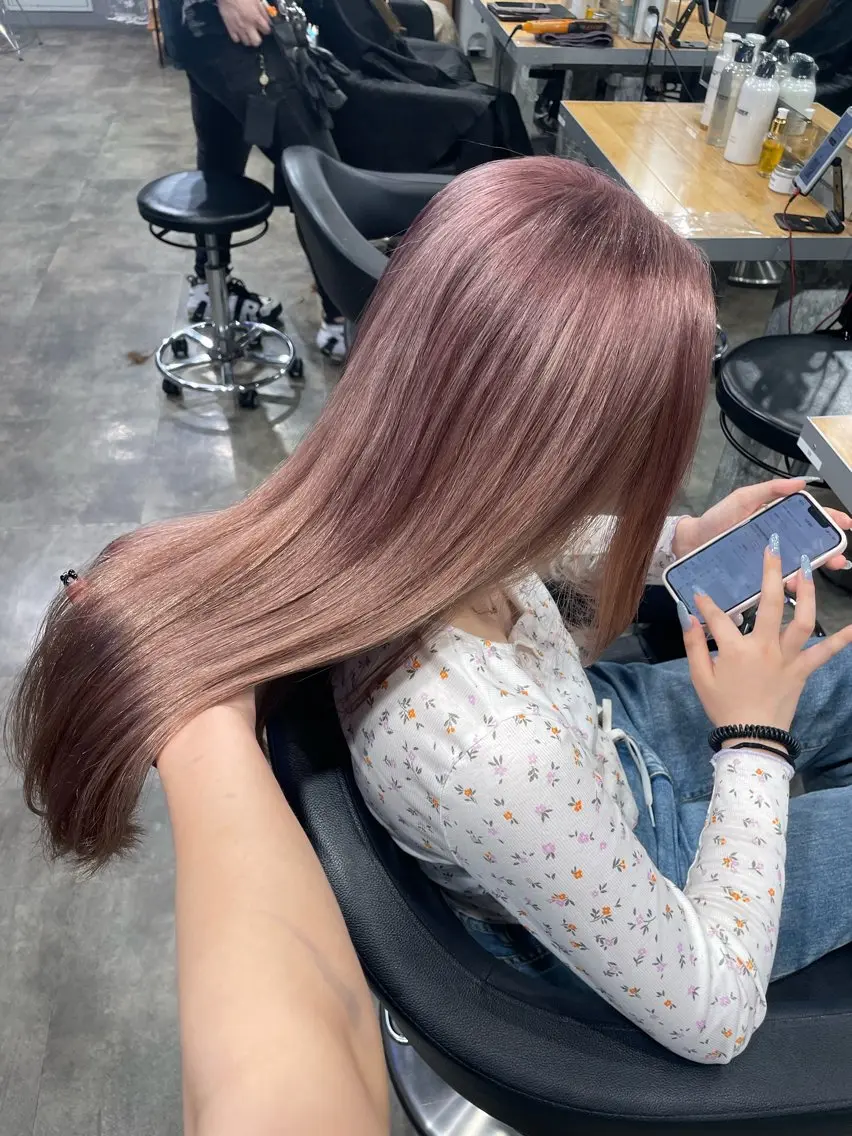 ロング カラー ヘアカラー ハイトーン 横浜💞ミオのヘアスタイル