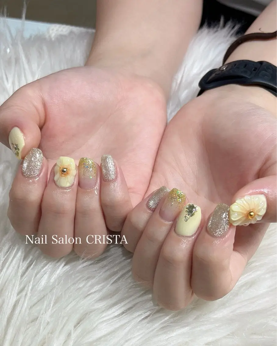ネイル ぷっくりネイル 黄色 ハンドネイル CRISTA💠 ヒナタのネイルデザイン