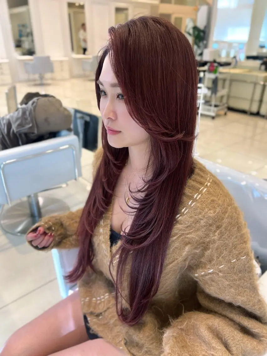 ロング カラー ブリーチ ブリーチなしカラー ピンクカラー レイヤーカット 銀座/カラー 🎀momo🎀のヘアスタイル