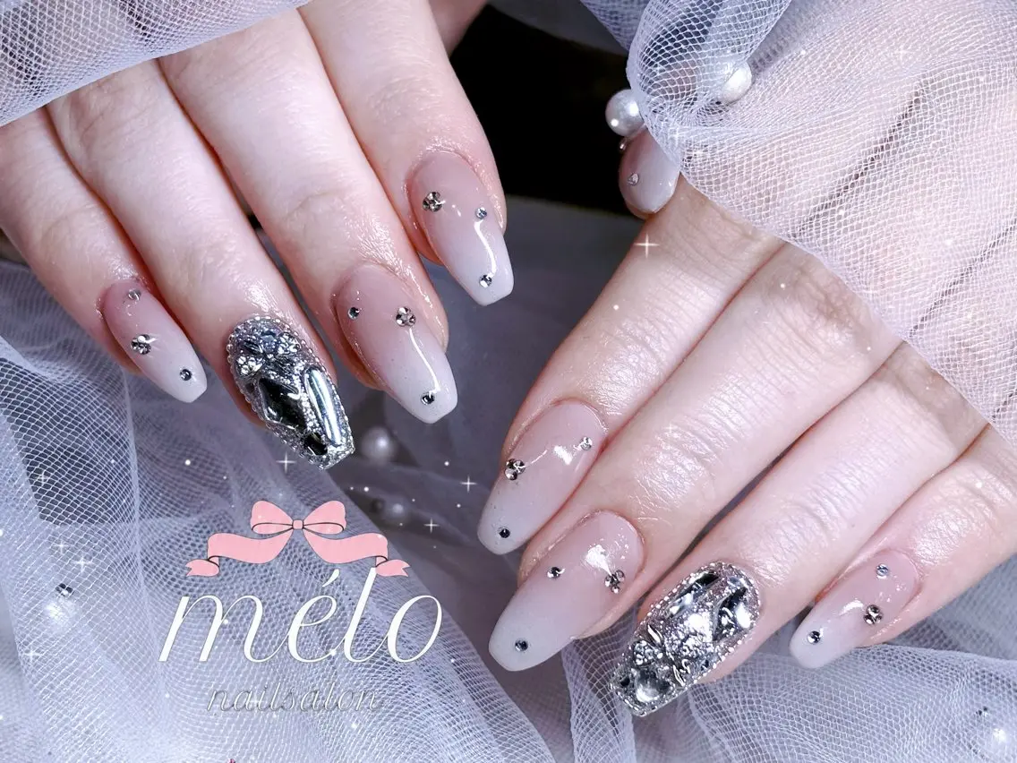 ネイル ハンドネイル Nailsalon mélo 🩷のネイルデザイン