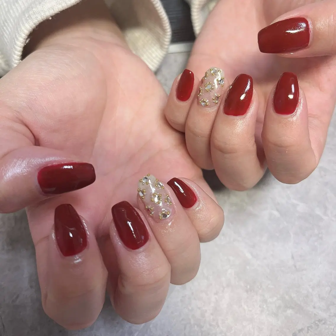ネイル ボルドー ハロウィン 冬ネイル クリスマス ハンドネイル ハンドケア ベテランネイル cnc nailのネイルデザイン
