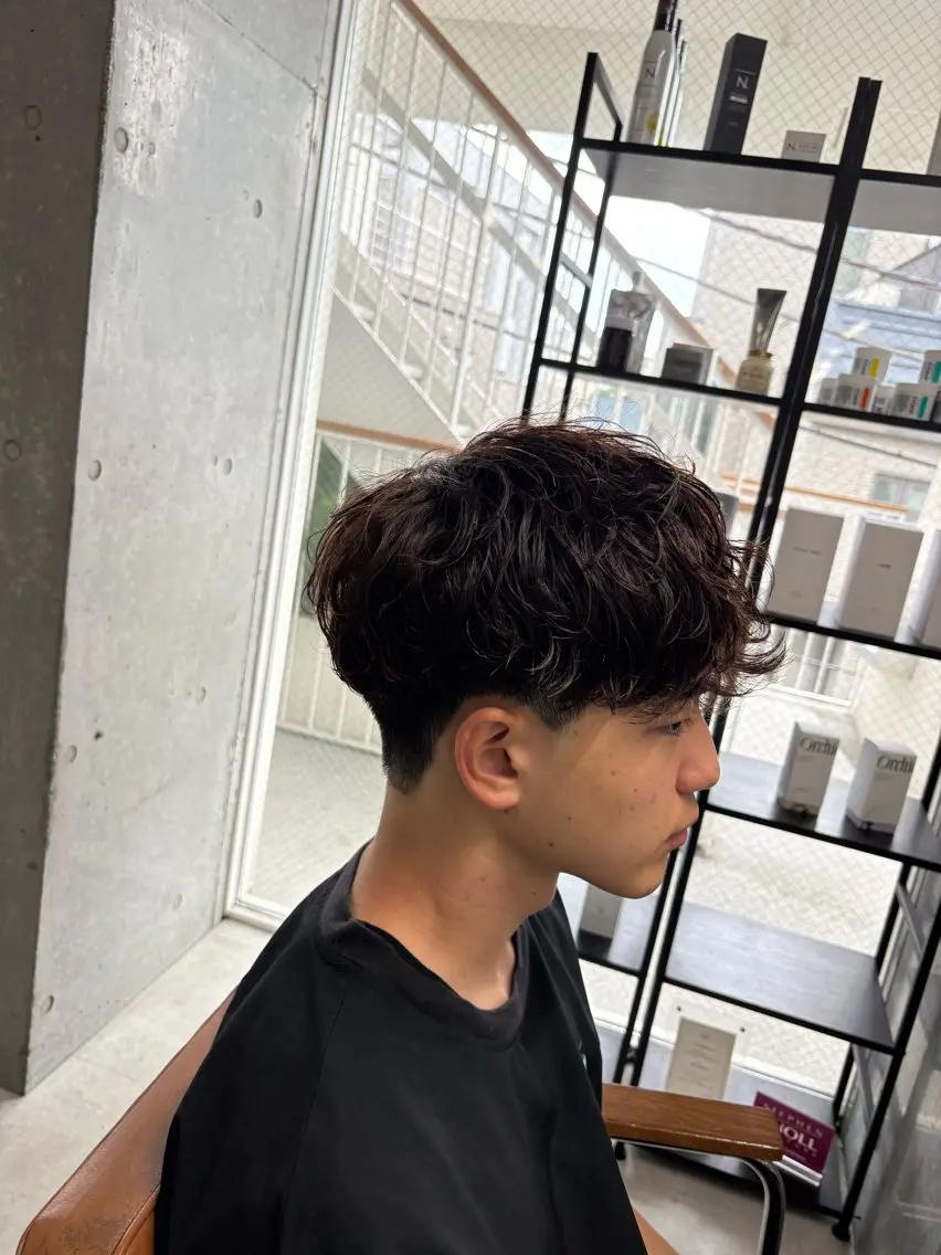 パーマ メンズ メンズパーマ 海外風パーマ カラー特化園田　楓莉のヘアスタイル