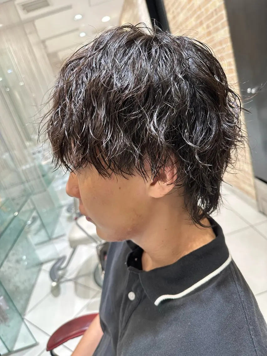 ショート パーマ メンズ メンズパーマ ツイストスパイラルパーマ 波巻きパーマ スパイラルパーマ 💈メンズ特化 美容師サキ💈のヘアスタイル