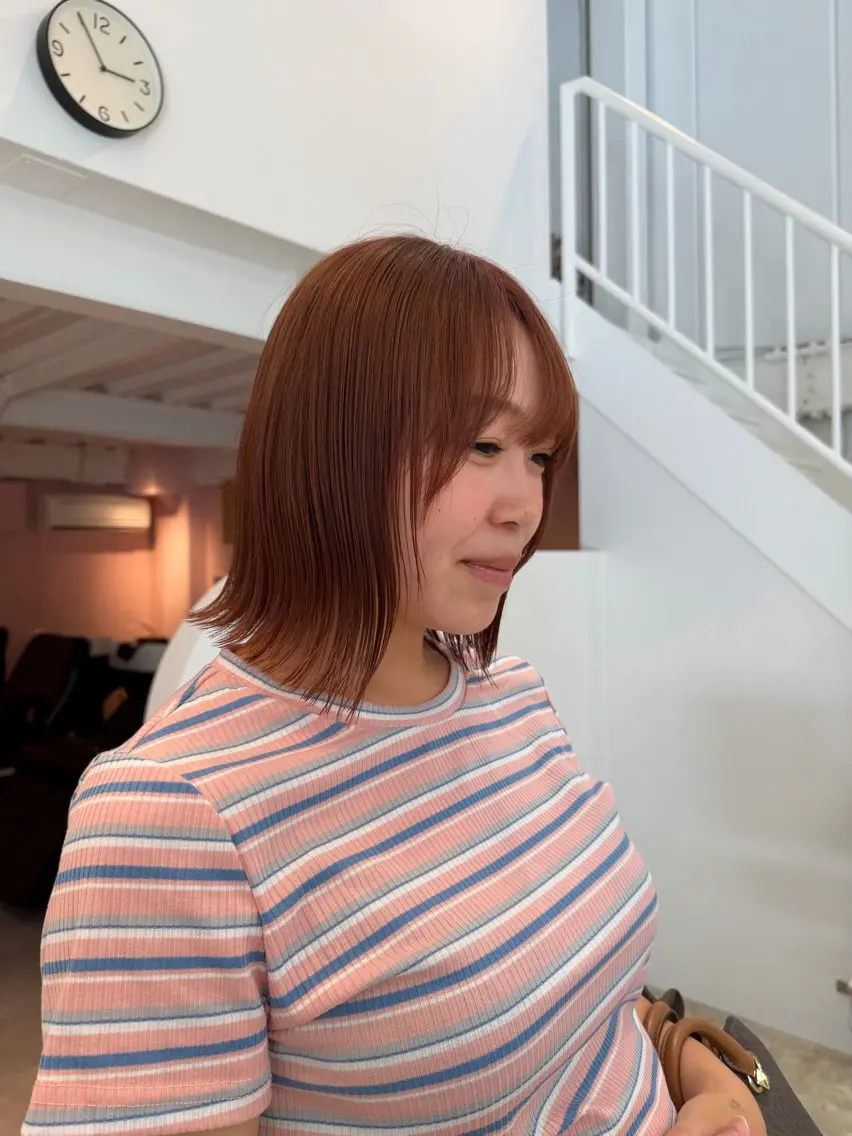 ミディアム カラー ベージュカラー ブリーチ ピンクカラー ピンクベージュ カット ヘアカラー トリートメント ENIF　大島 芽生のヘアスタイル