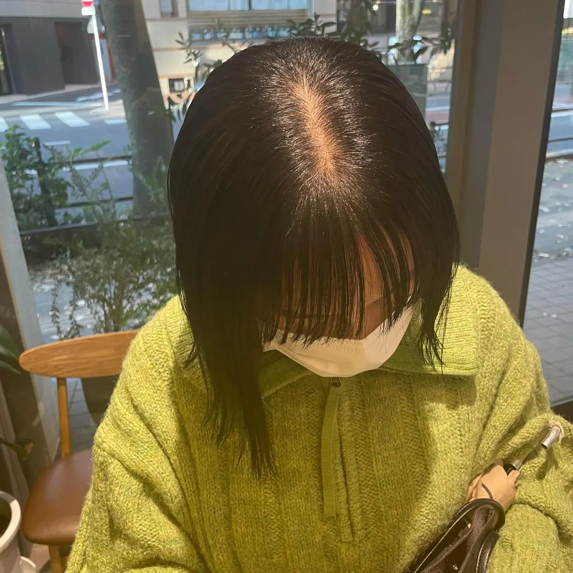 ショート 髪質改善 ヘアカラー トリートメント ハイトーン🦄ネイル 💞のぶちのネイルデザイン