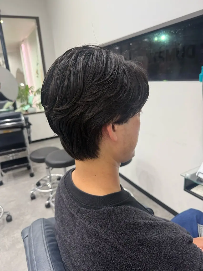 カット・ニュアンス(フェザー)パーマモデル(レディース不可)の写真
