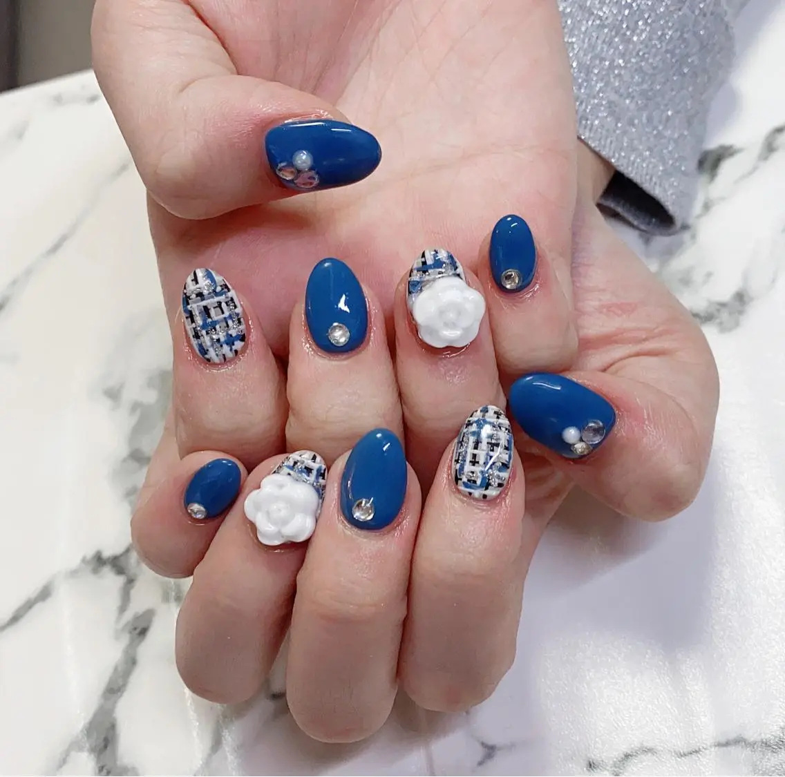ロング カラー ネイル 長さ出し Q Free nailsのネイルデザイン