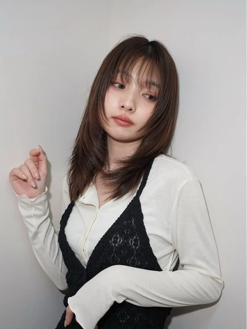 ミディアム カラー カット ヘアカラー トリートメント チャコ|暖色 |ボブ•レイヤーのヘアスタイル