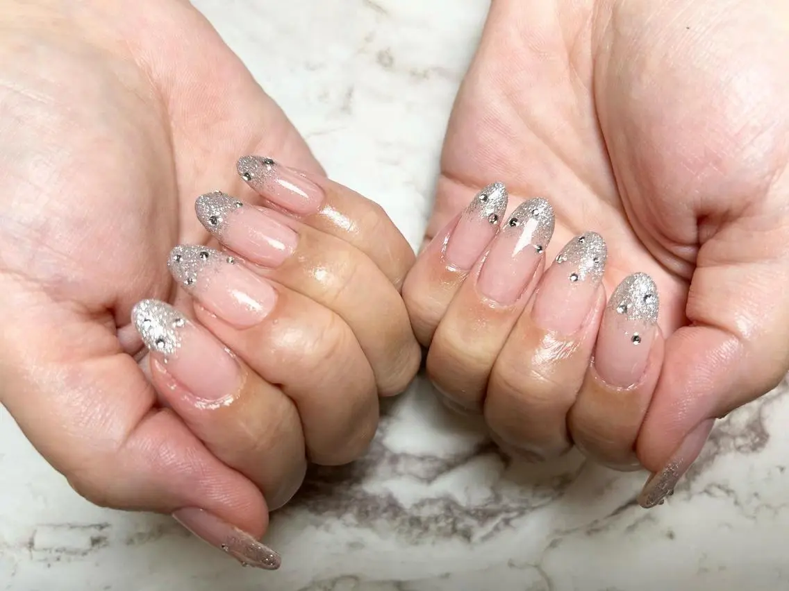 ネイル ハンドネイル フットネイル TESORO nailのネイルデザイン