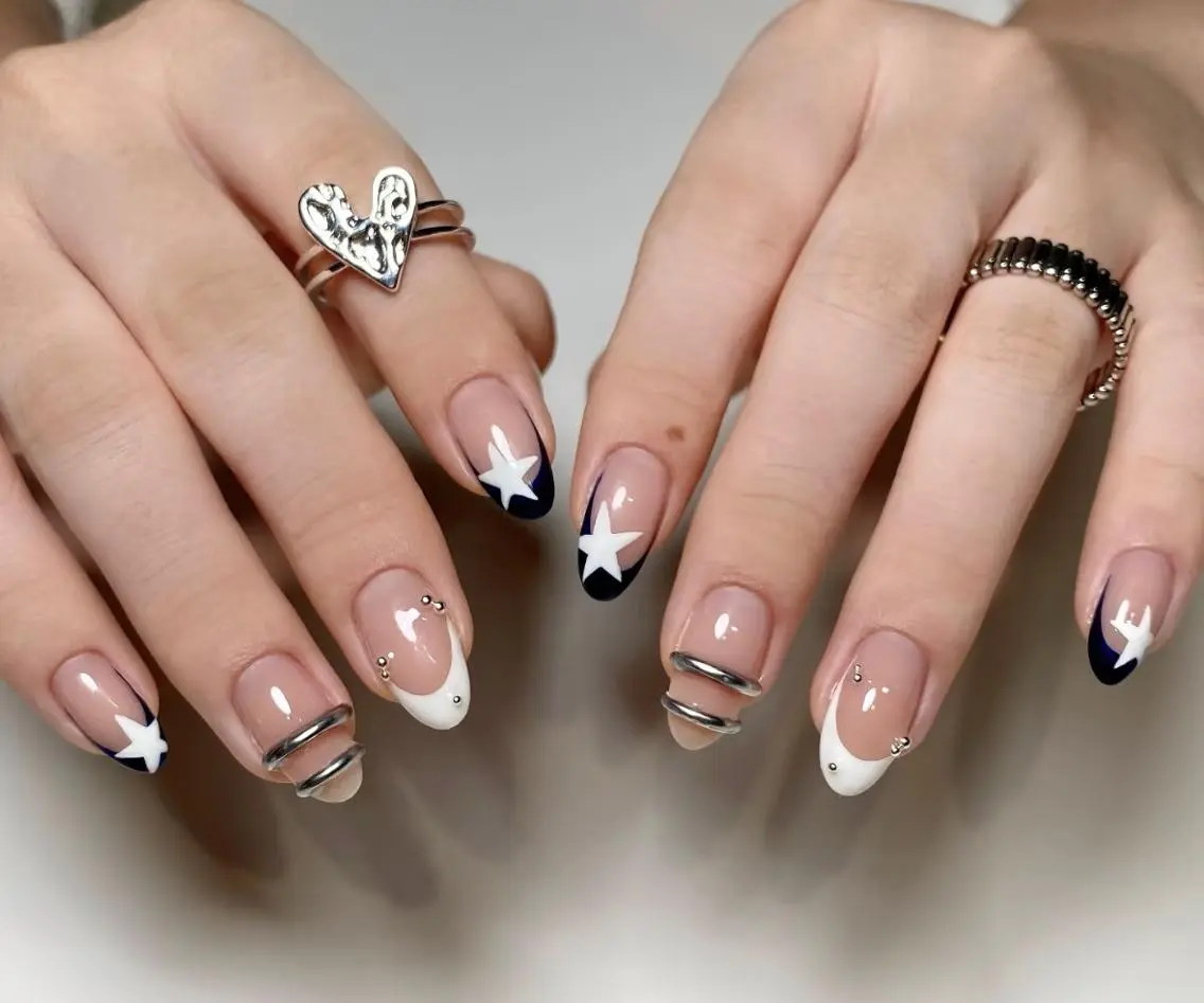 ネイル ハンドネイル 🎀 Ayaka_nailのネイルデザイン