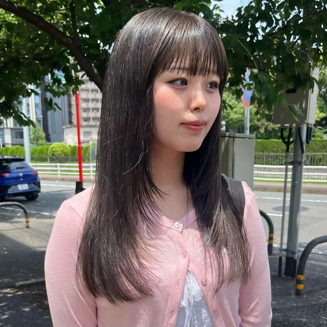 ロング カラー ベージュカラー ブリーチ オリーブベージュ レイヤーカット カット ヘアカラー トリートメント yuumi/大濠🪷 顔周り/ハイトーンのヘアスタイル