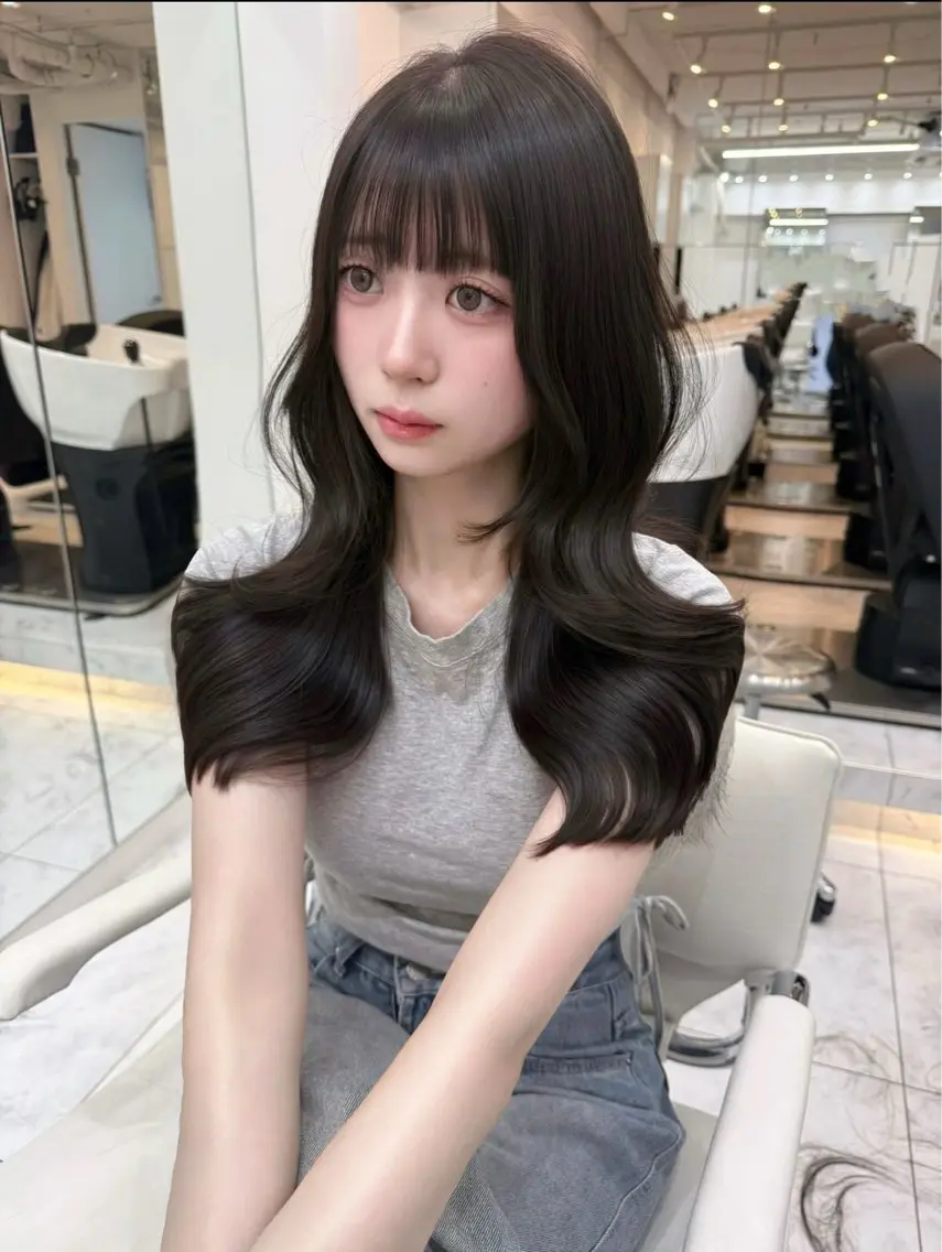 ロング カット ヘアカラー トリートメント ️いさき/透明感 /レイヤーカットのヘアスタイル