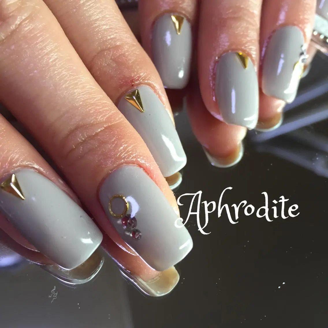 ネイル ワンカラーネイル Aphrodite パラジェル認定サロンのネイルデザイン