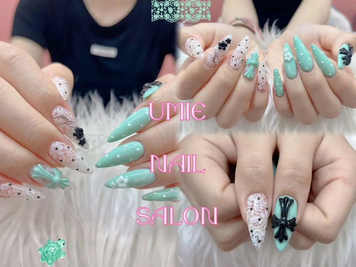 ネイル フットネイル フレンチネイル グラデーション キラキラネイル 韓国ネイル UMIE NAIL SALONのネイルデザイン