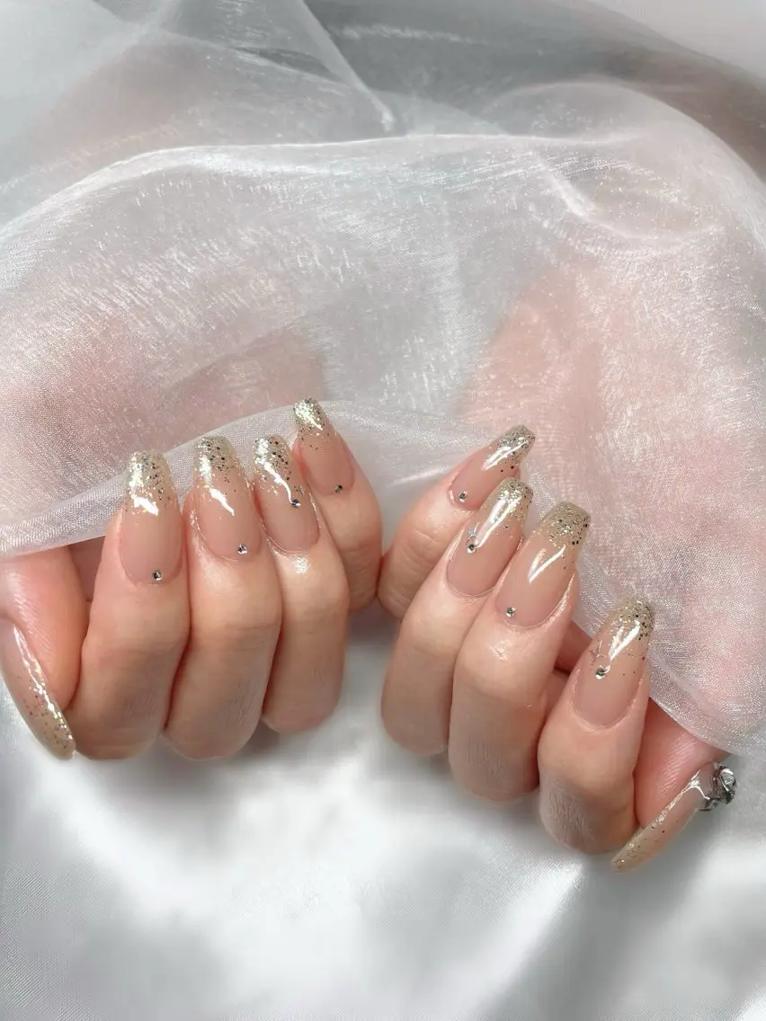 ネイル ストーンネイル 自宅サロン 美蘭のネイルデザイン
