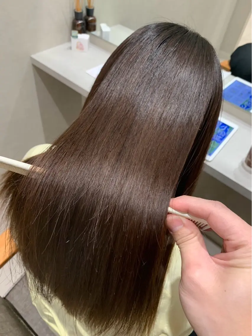 カラー カラーモデル Takahataのヘアスタイル