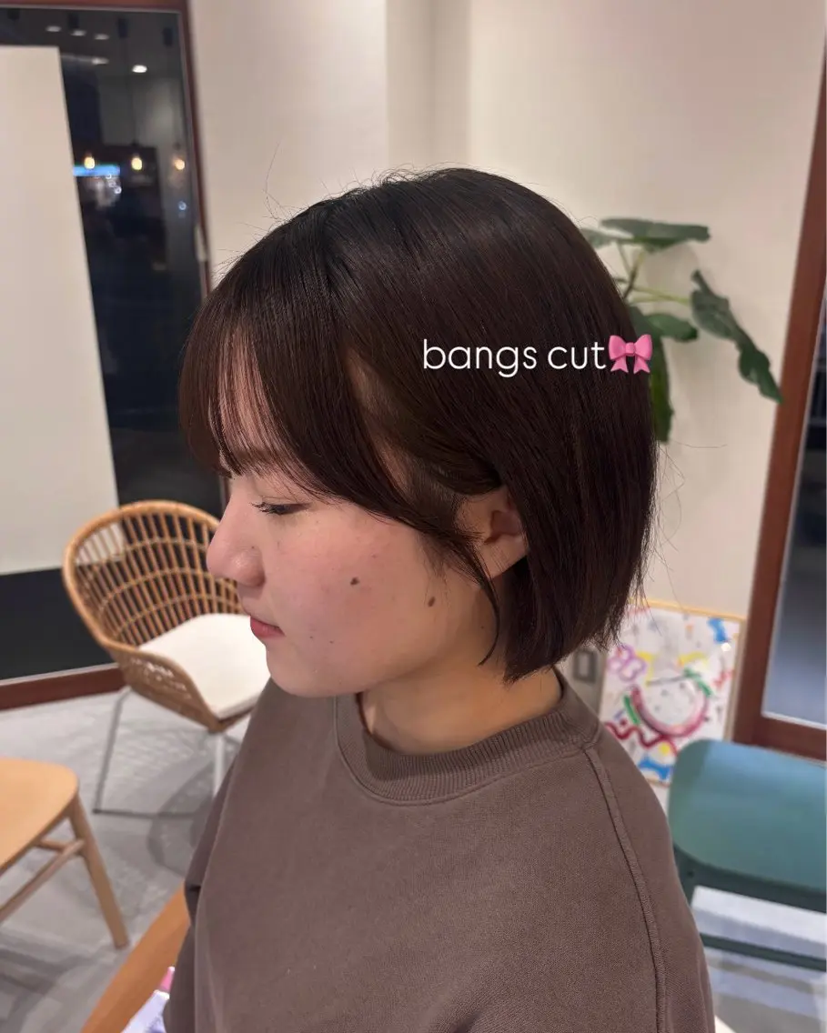 ショート 小顔カット 崎村 寧々のヘアスタイル