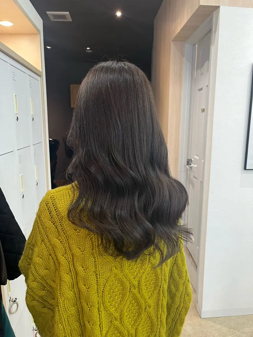 セミロング カラー ヘアセット 🪽髪質改善縮毛矯正 🤍MIU🤍のヘアスタイル