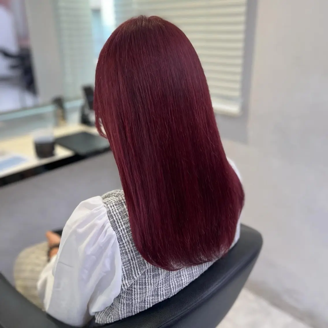 セミロング カラー ヘアアレンジ 🥀レイヤー×ハイト ーントレンドヘア🥀のヘアスタイル