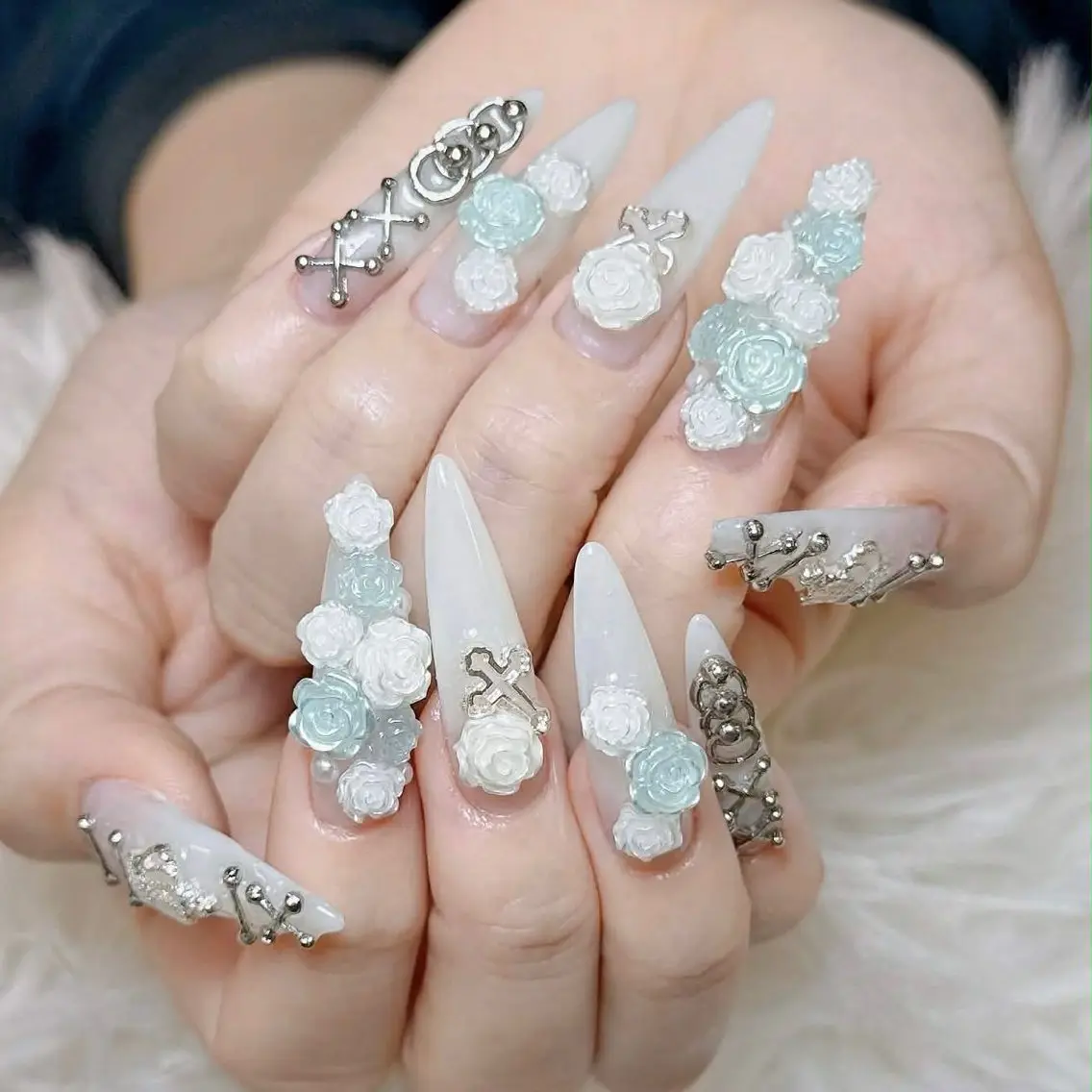 ネイル ANH NAIL ゴテゴテ専門店💎のネイルデザイン