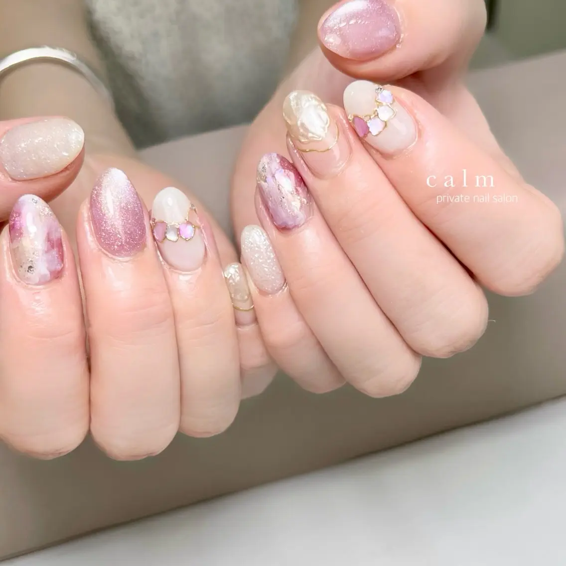 ネイル ハンドネイル calm 〔ｶｰﾑ〕のネイルデザイン