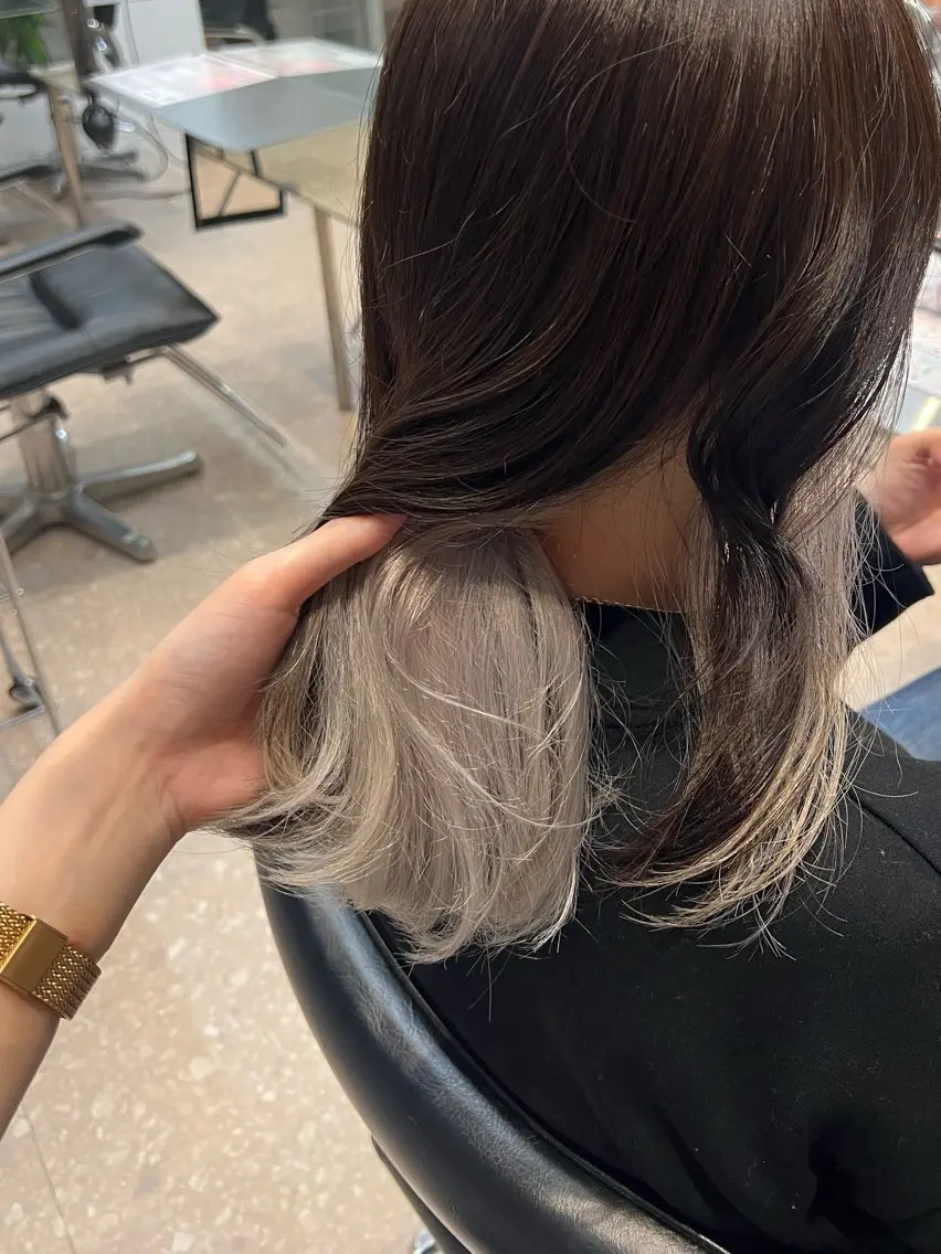 カラー ブリーチ 透明感カラー 縮毛矯正 しずく🤍🧸 / fifthパーマのヘアスタイル