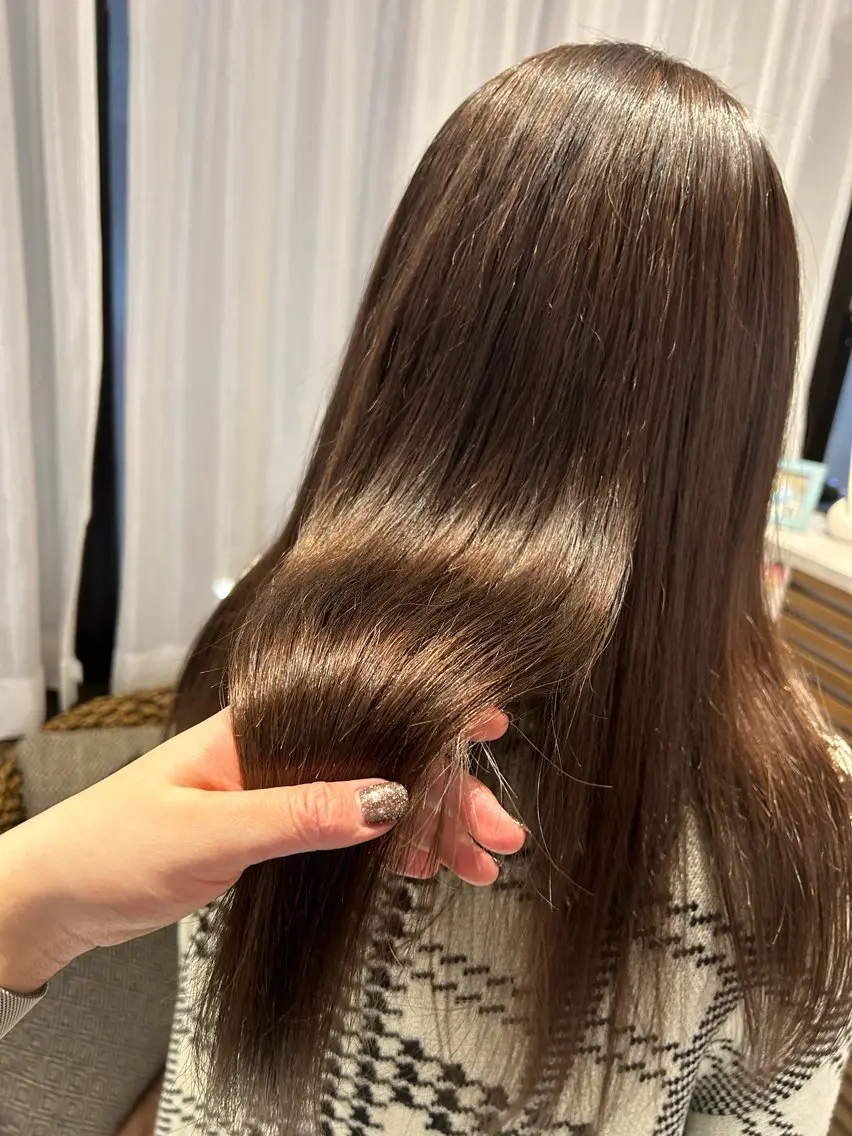 カラー ナチュラルレイヤー |艶髪|AYAKOのヘアスタイル