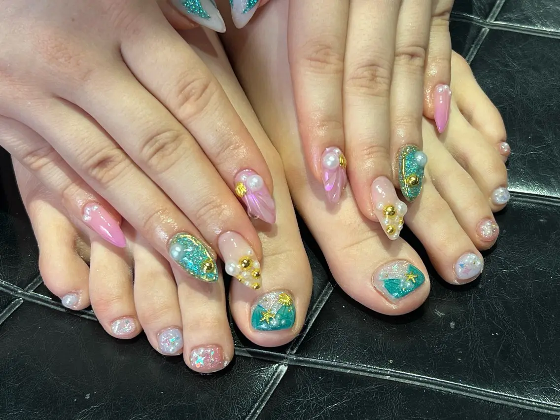 ネイル フットネイル Hata nail 🎀個性派ニュアンスのネイルデザイン