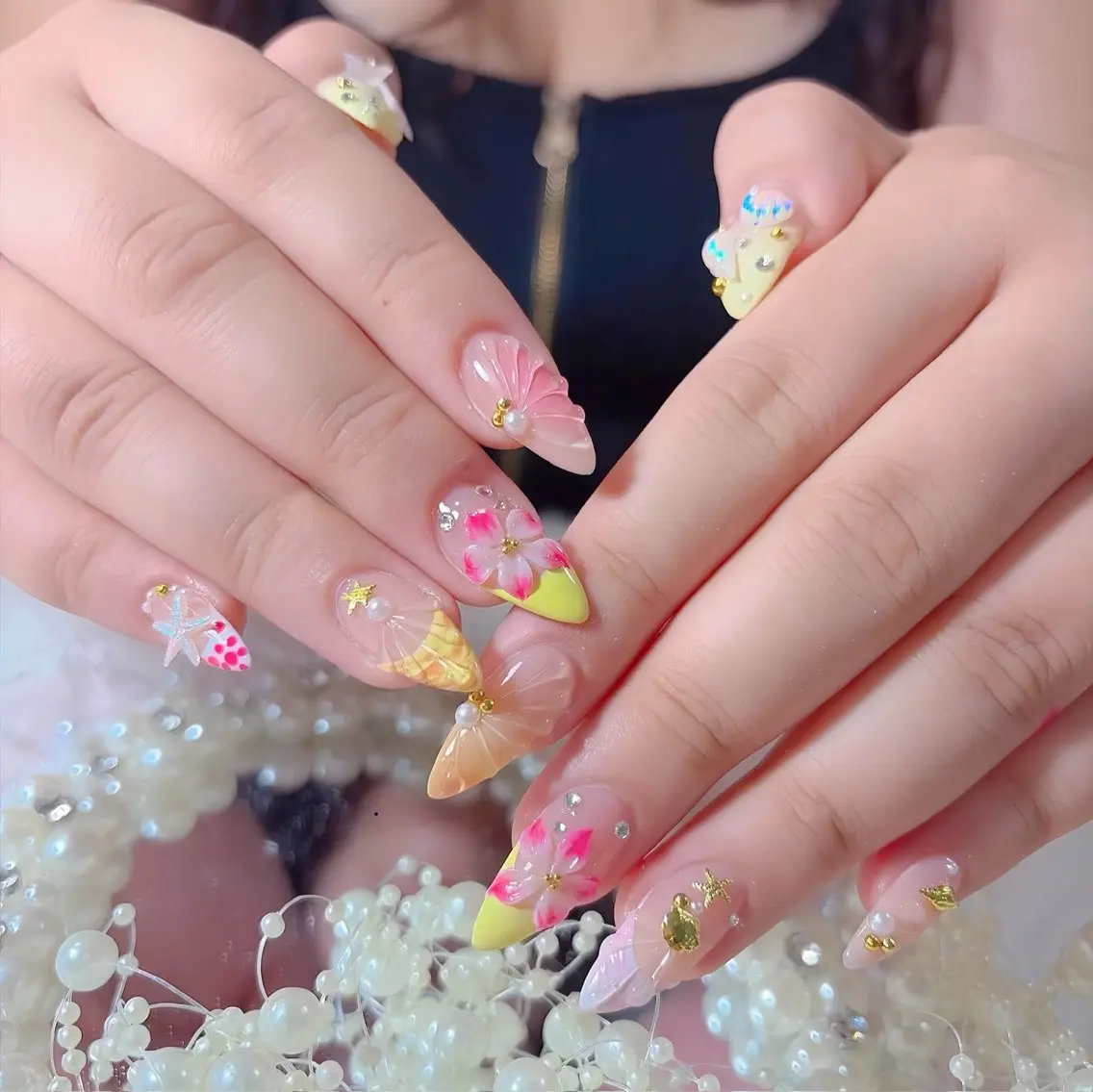 ネイル オーロラネイル 長さ出し フラッシュネイル フレンチネイル ジェルネイル ハンドネイル ハンドケア CiCi NailSalonのネイルデザイン