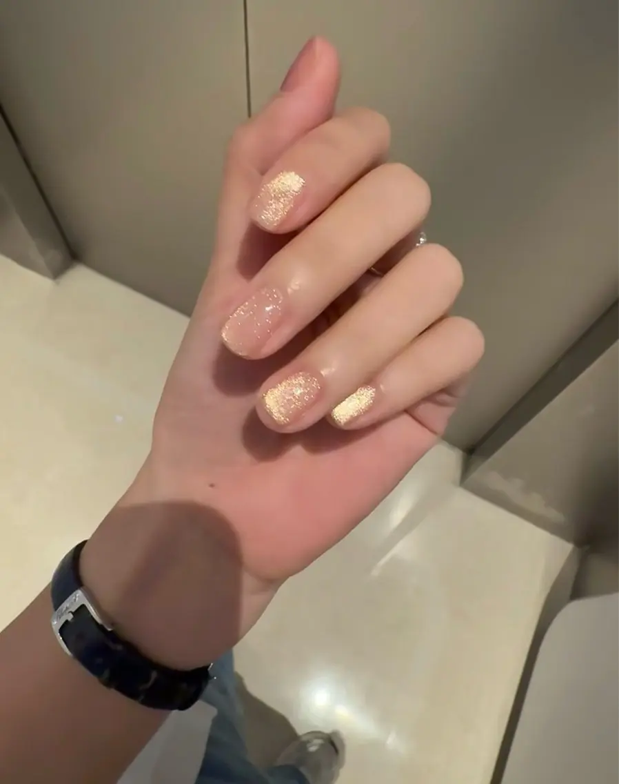 ネイル ハンドネイル Trend Nail シロのネイルデザイン
