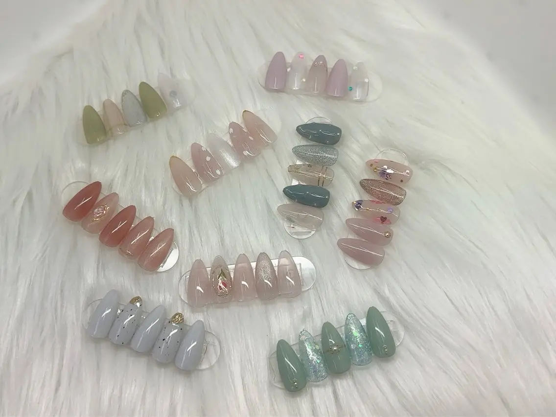 【ハンドネイル】⭐️チップ長さだしシンプルコースの写真