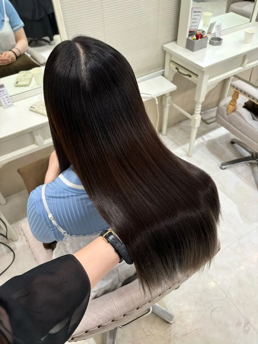 ロング カット ヘアカラー 縮毛矯正 トリートメント 酸性縮毛矯正 Coreすずのヘアスタイル