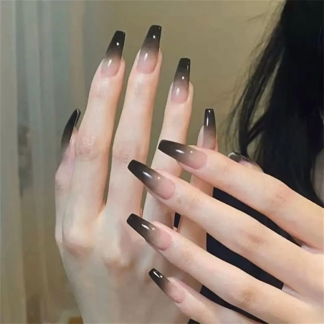 ネイル ハンドネイル RINN ANA.CHUOのネイルデザイン