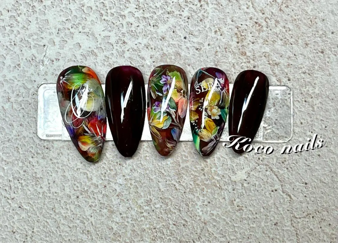 ネイル Mai’s nailのネイルデザイン