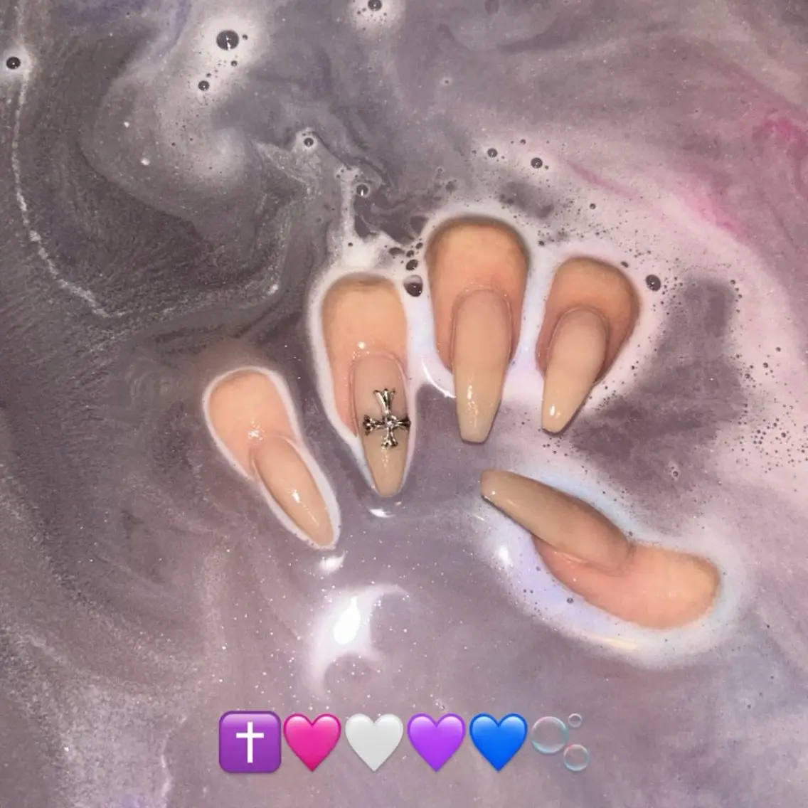 ネイル アートネイル ハンドネイル 💅🏽 SHIORI🌙のネイルデザイン