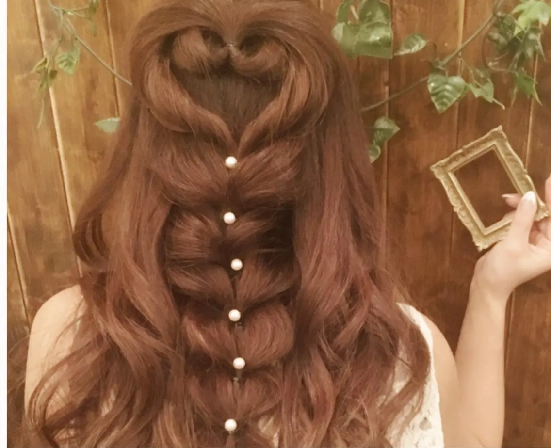 セミロング ヘアアレンジ ヘアセット CAnameのヘアスタイル