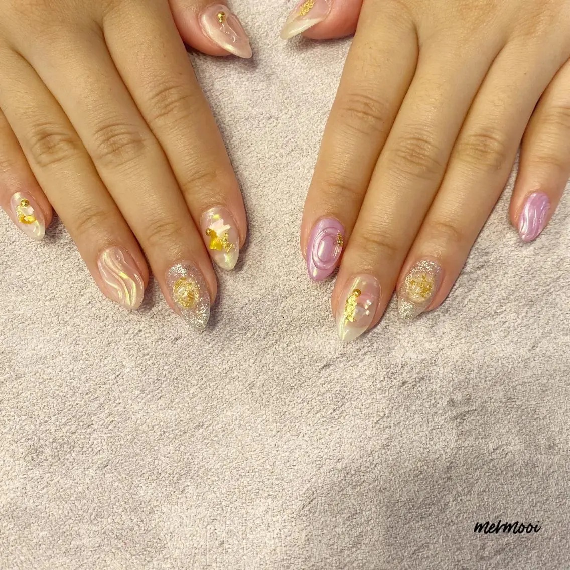 ネイル オーロラネイル クリアネイル キラキラネイル ミラーネイル ニュアンスネイル mermooi nailのネイルデザイン