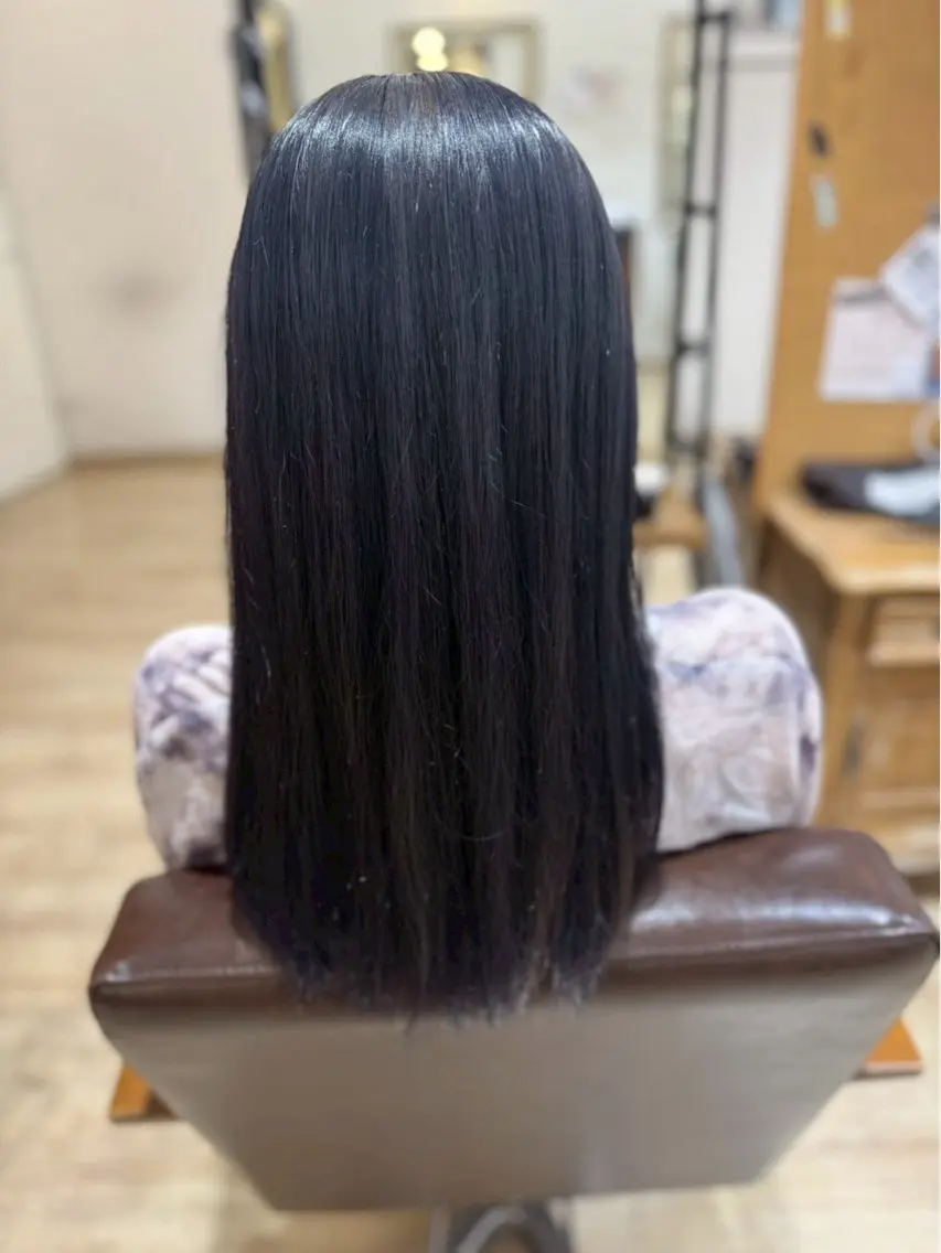 ロング ヘアカラー ヘッドスパ 三輪 あおいのヘアスタイル