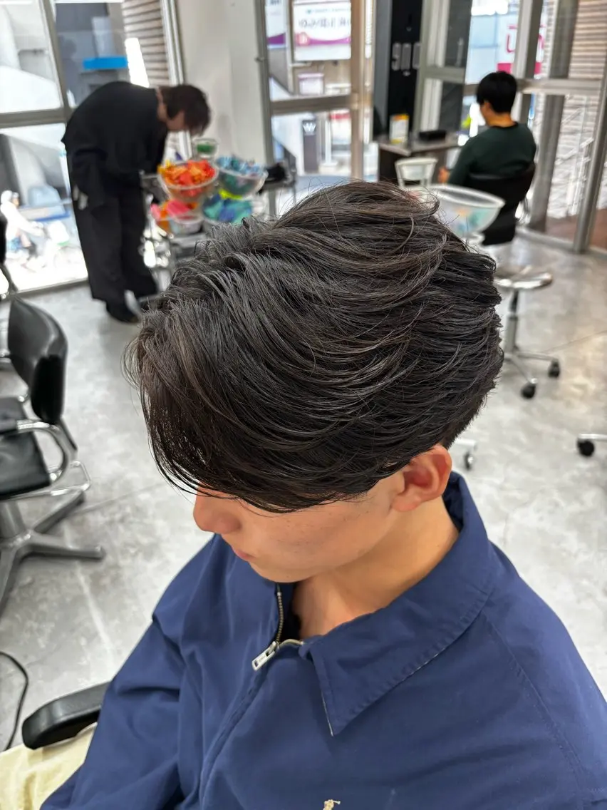 パーマ メンズ メンズ特化✨️ 韓国風パーマ🔥一八のヘアスタイル