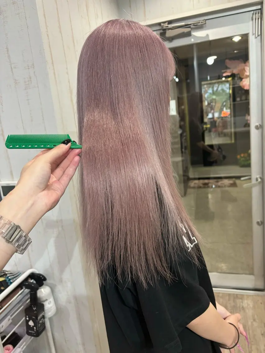 ロング カラー ピンクカラー 桑原 由理のヘアスタイル