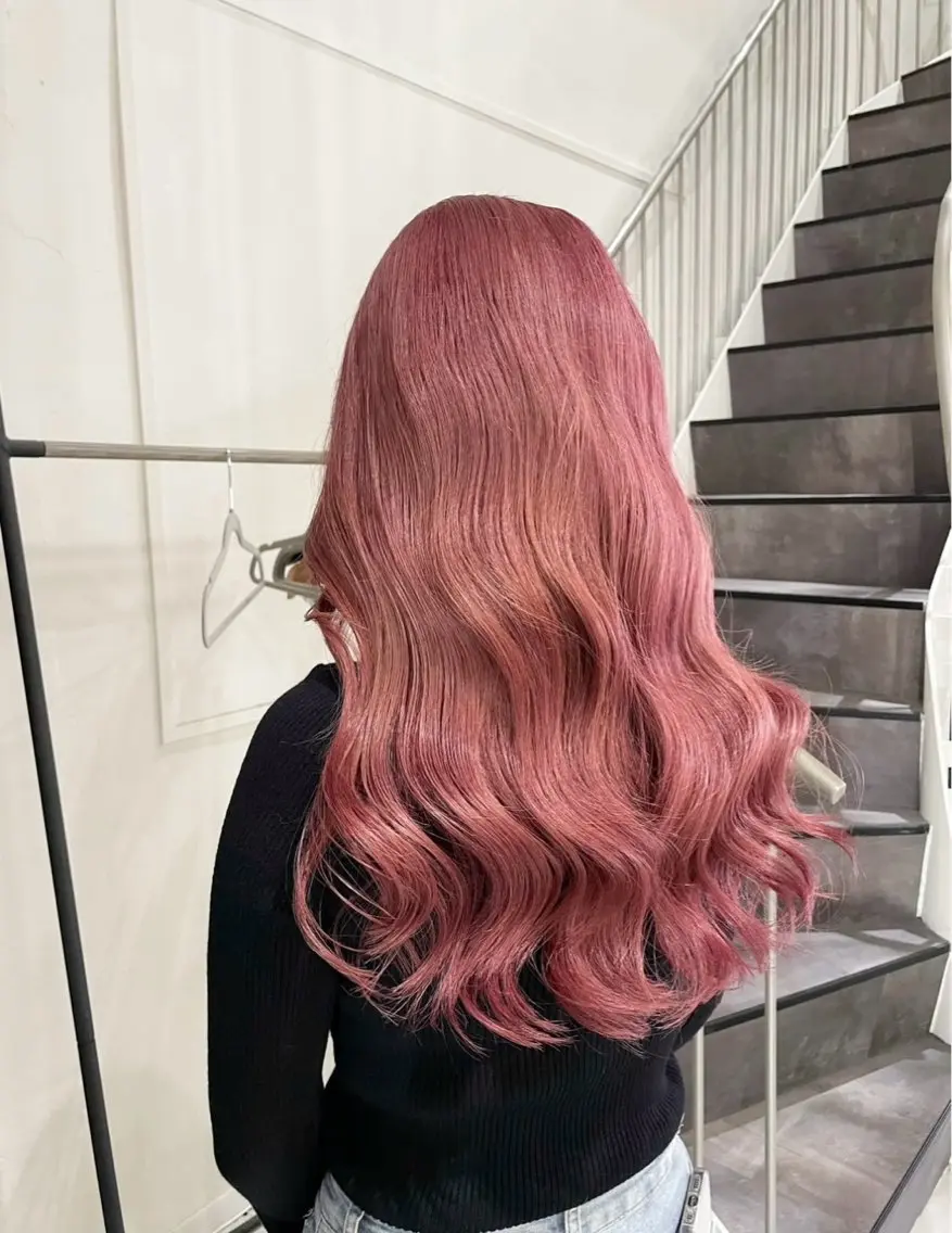 ロング カラー ブリーチ カット ヘアカラー 大阪 天王寺 attraitななかのヘアスタイル