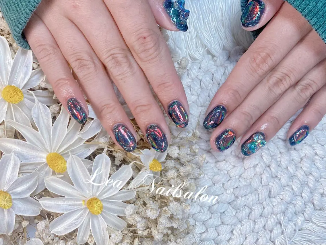 ショート カラー ネイル Le’a NailSalonのネイルデザイン