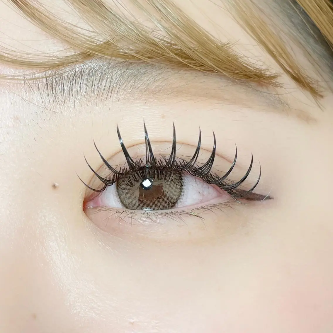 マツエク・マツパ Dカール フラットラッシュ マツエク Yui eye 表参道のマツエク・マツパデザイン